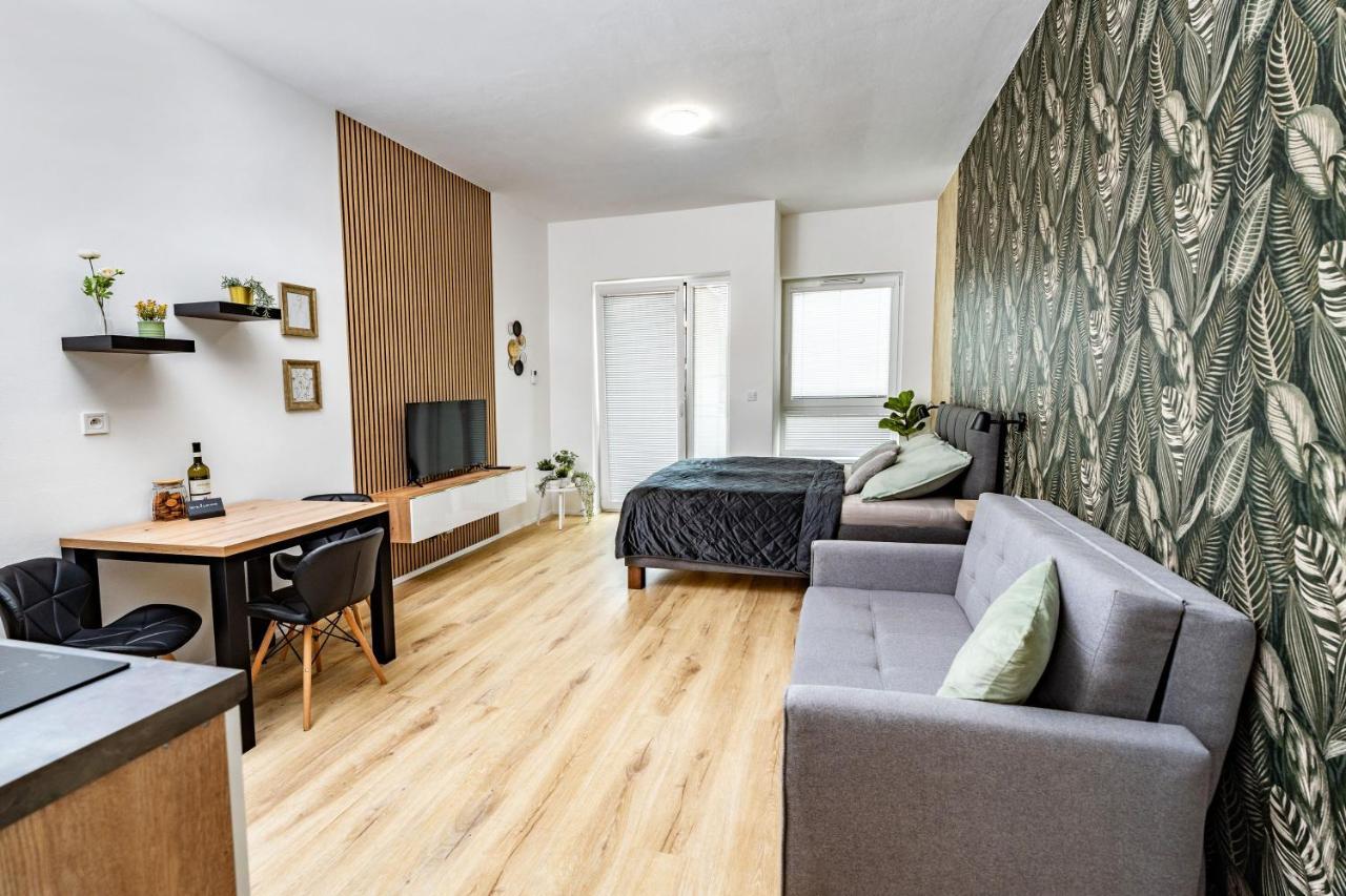 Wolkerovka Apartment 2 올로모우츠 외부 사진